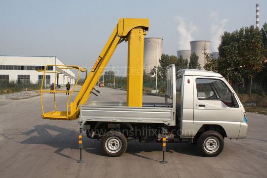 點(diǎn)擊查看詳細(xì)信息<br>標(biāo)題：電動(dòng)高空作業(yè)車(chē) 閱讀次數(shù)：2847