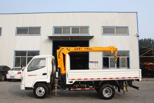 點(diǎn)擊查看詳細(xì)信息<br>標(biāo)題：3噸國(guó)四隨車(chē)吊 閱讀次數(shù)：3203