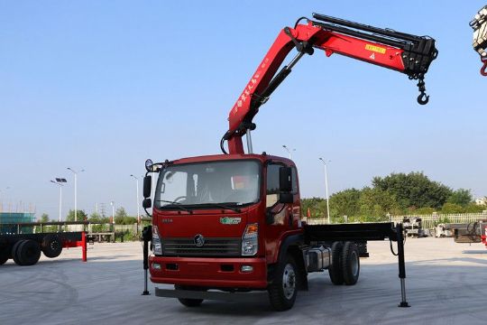 點(diǎn)擊查看詳細(xì)信息<br>標(biāo)題：6.3噸折臂吊 閱讀次數(shù)：2223